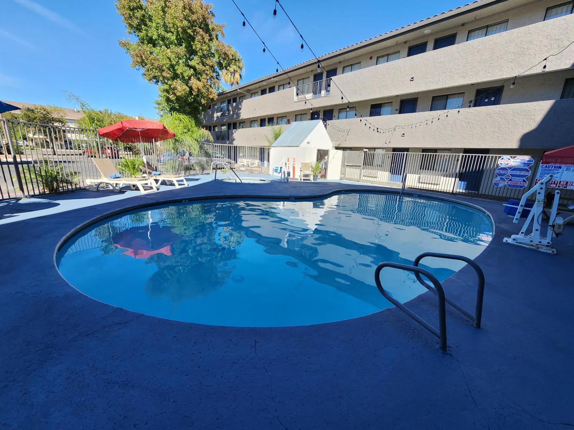 Motel 6 Sacramento Ca Natomas Bagian luar foto