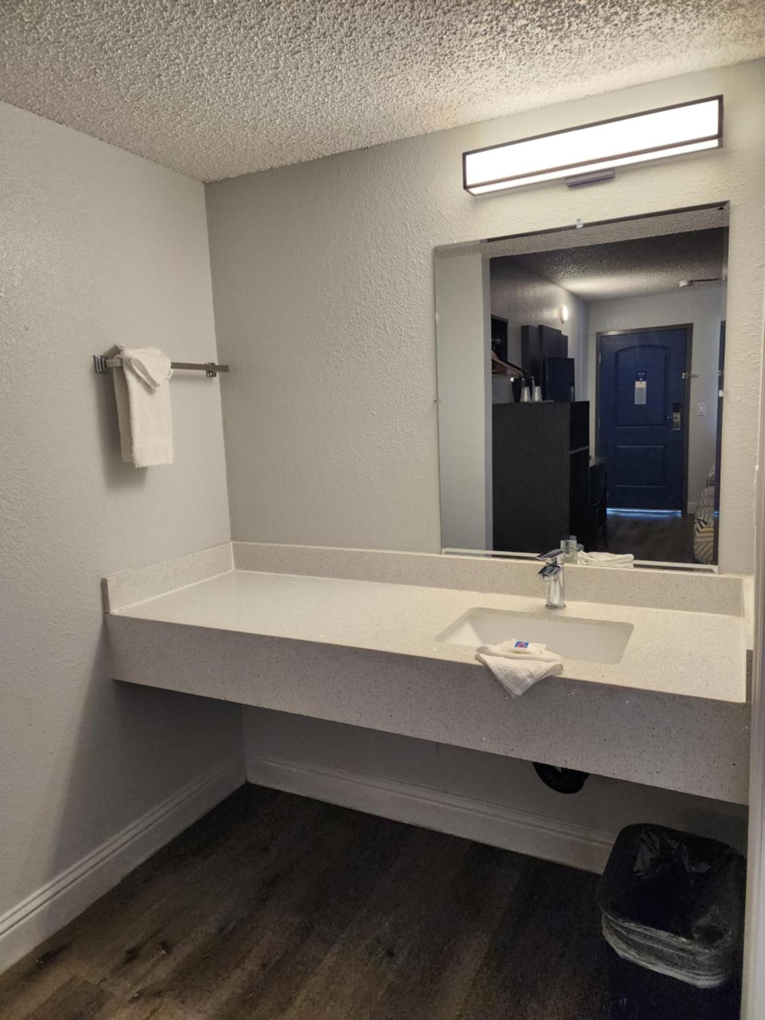 Motel 6 Sacramento Ca Natomas Bagian luar foto